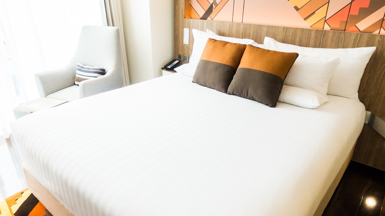 Creased Bedsheets? This Is How To Make Them Smooth, Crisp And Perfect