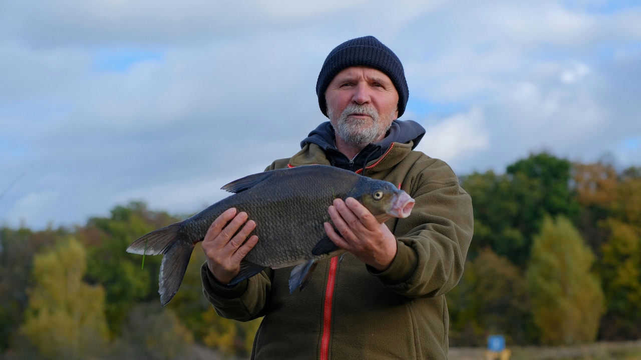 How To Build Chic Winter Layers That Work Indoors And Outdoors How To Build Chic Winter Layers That Work Indoors And Outdoors