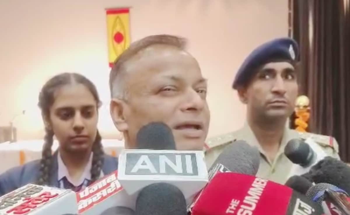 दिल्ली ब्लास्ट के बाद हरियाणा में हाई अलर्ट, डीजीपी ओपी सिंह बोले- पाताल से भी ढूंढ निकालेंगे दोषियों को