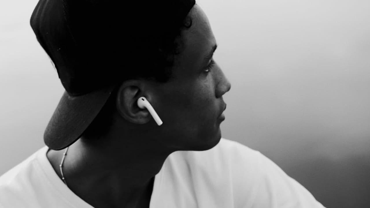 Escape the Noise Lowest Prices on Noise-Cancelling Earphones