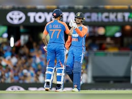 IND vs AUS: खराब मौसम के चलते गाबा में रुका खेल, गिल और अभिषेक ने महज 4.5 ओवरों में ठोक दिए 52 रन