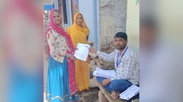 BLO की मौत से बवाल, आरोप- तहसीलदार के फोन से 5 मिनट बाद आया हार्ट अटैक; SIR के लिए बनाया प्रेशर