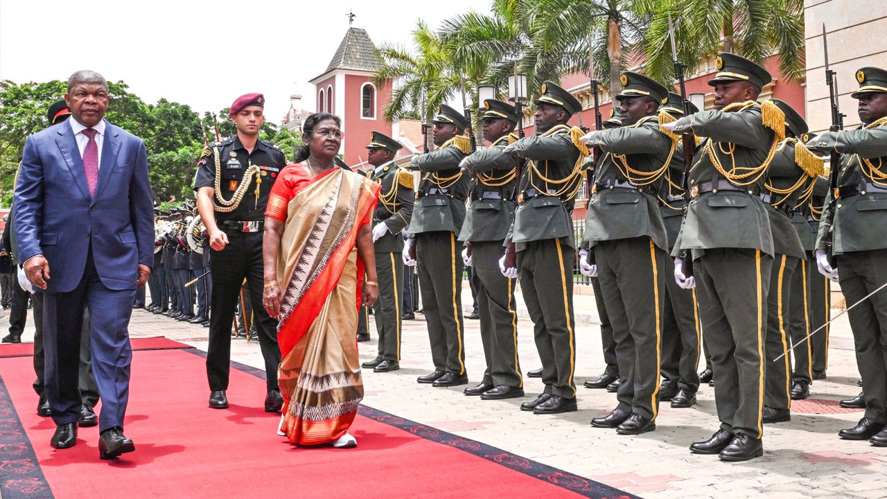 President Murmu Receives Grand Welcome By President Of The Republic Of Angola