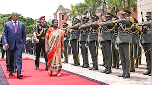 President Murmu Receives Grand Welcome By President Of The Republic Of Angola
