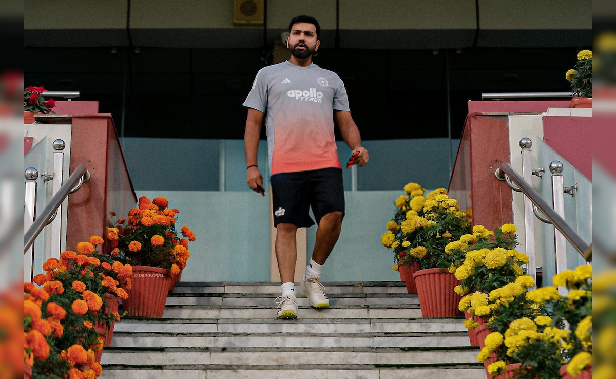 अरे भाई ई तो हमरा दोस्त है..., रांची एयरपोर्ट पर किसको देखते ही रोहित शर्मा बन गए बिहारी बाबू?, VIDEO