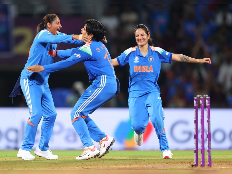 India's Wonder Women Make History, Beat South Africa To Clinch Their 1st-Ever World Cup
