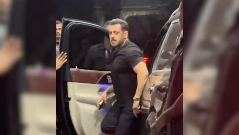 हाई सिक्योरिटी के बीच पेरेंट्स की 61वीं सालगिरह में पहुंचे सलमान खान, भाईजान की घड़ी ने खींचा ध्यान