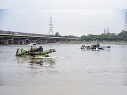 यमुना की सफाई पर दिल्ली में 'सियासी भूचाल' : AAP का दावा- 'सभी 37 STP फेल', BJP ने 'आप' शासन पर साधा निशाना