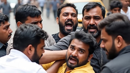 खाना नहीं लाया… और दोस्तों ने जान ले ली! मुंबई के साकीनाका में टैक्सी ड्राइवरों ने साथी को पीटकर मार डाला