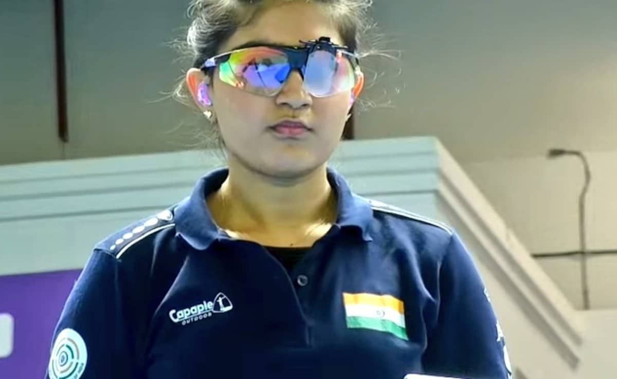Shooting World Championships: Esha Clinches Bronze In Womens 25m Pistol