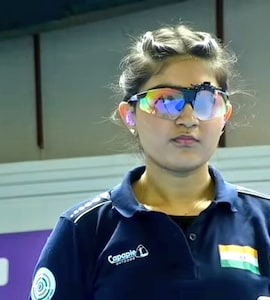 Shooting World Championships: Esha Clinches Bronze In Womens 25m Pistol