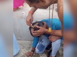 यूपी में युवकों को लड़की का पीछा करना पड़ा भारी, ग्रामीणों ने दी ऐसी सजा कि सोशल मीडिया पर वायरल हो गया वीडियो