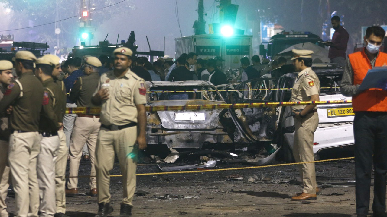Car In Delhi Blast Was Hyundai i20, Explosion Took Place Towards Rear