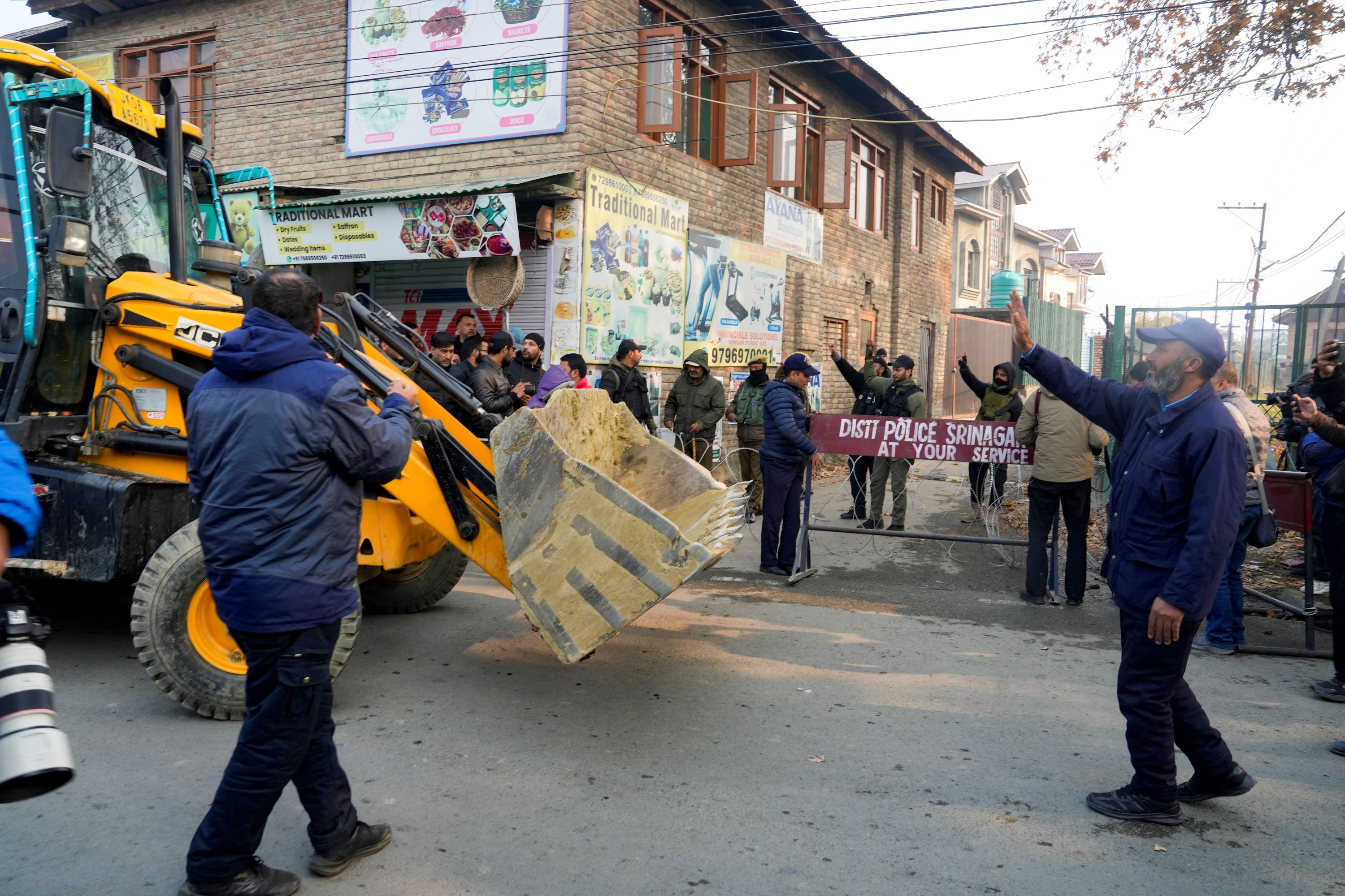 नौगाम धमाके में 9 की मौत, 32 घायल... डीजीपी नलिन प्रभात बोले-धमाका आतंकी घटना नहीं