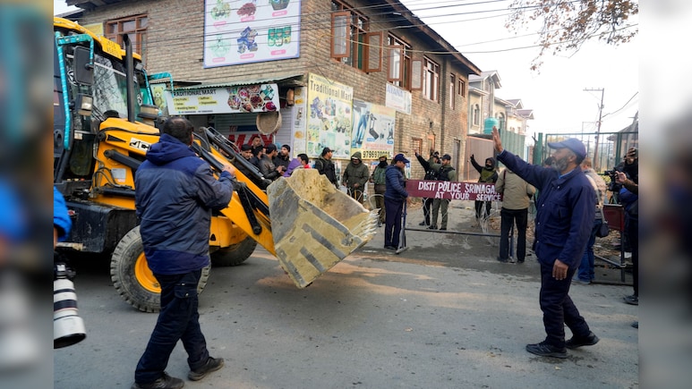 नौगाम धमाके में 9 की मौत, 32 घायल... डीजीपी नलिन प्रभात बोले-धमाका आतंकी घटना नहीं