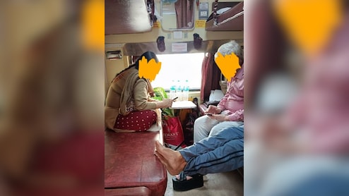 2AC में सीट देने से किया मना तो आंटी ने बेटी को घुमाया फोन, दी ऐसी 'गालियां' सुनकर लड़के ने पकड़ लिया माथा