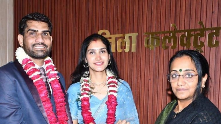 राजस्थानन एक रुपया खर्च, संविधान की शपथ... दो जजों ने सादगी से जिला कलेक्ट्रेट में रचाई शादी
