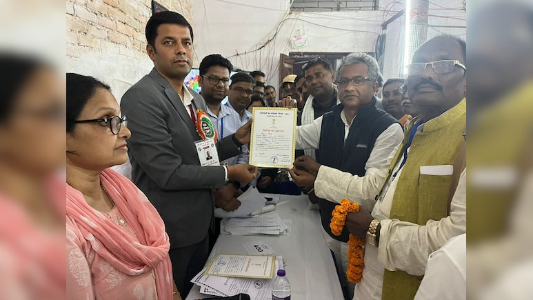 Jhanjharpur Result: मंत्री नीतीश मिश्रा की बड़ी जीत, CPI प्रत्याशी को 54 हजार से अधिक वोटों से हराया