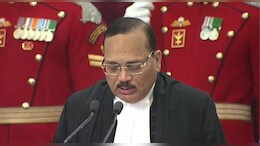 देश के 53वें चीफ जस्टिस बने जस्टिस सूर्यकांत, राष्ट्रपति मुर्मू ने दिलाई शपथ
