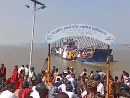 No Bridge, Locals In This Bihar Town Use Boats To Reach Polling Booths