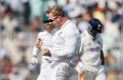 IND vs SA1st Test: कोलकाता टेस्ट में भारत की हार, साउथ अफ्रीका 30 रन से जीता, हार्मर ने झटके 4 विकेट