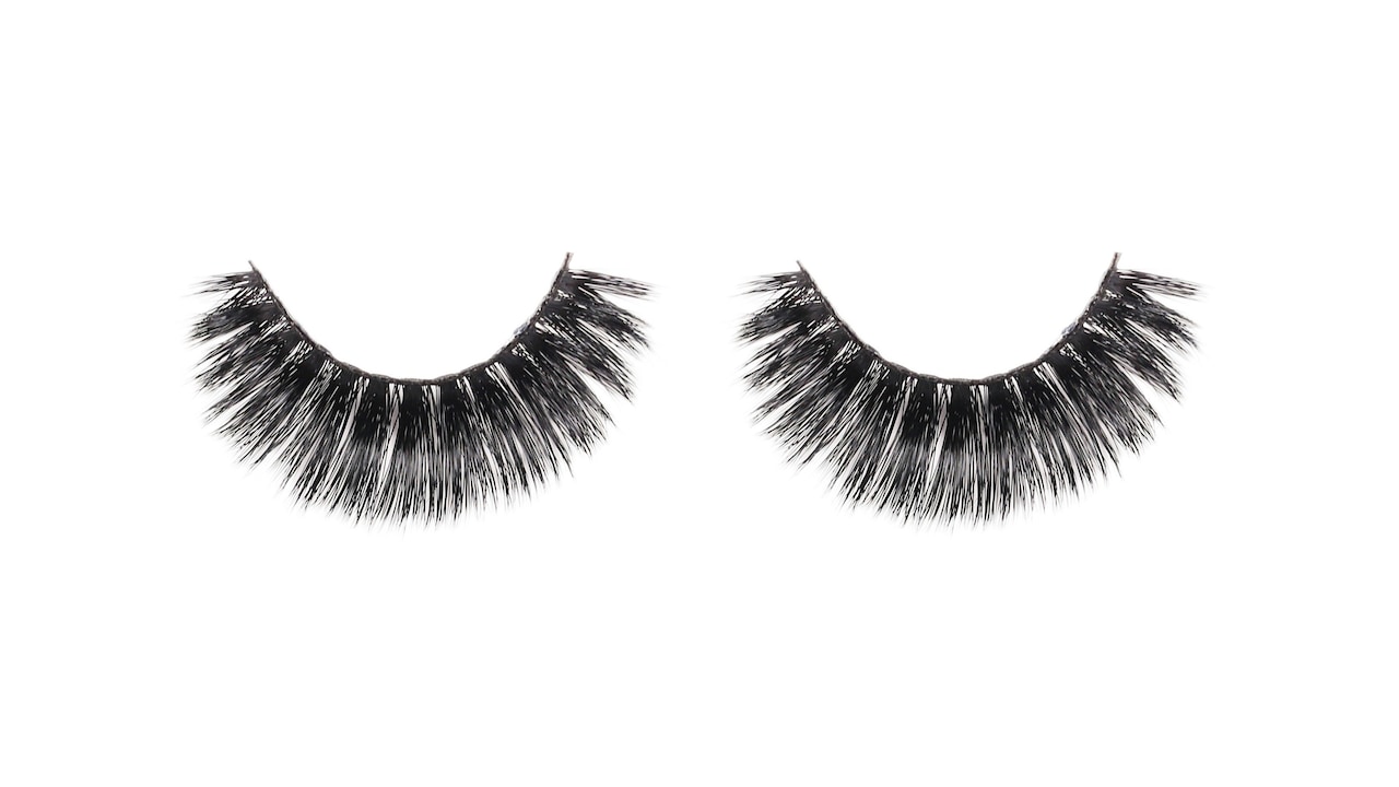 Must-Buy Magnetic Lashes On Flipkarts Black Friday Sale