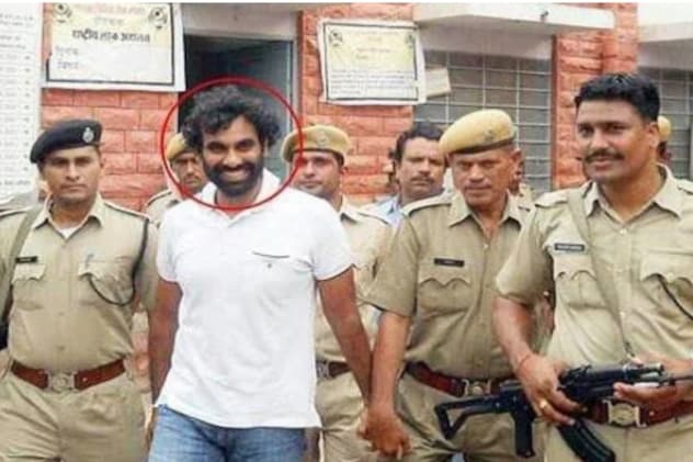 हत्या सहित 37 मामलों में वांछित 47 वर्षीय आनंद पाल सिंह की 24 जून को गोली मारकर हत्या कर दी गई थी. हत्या सहित 37 मामलों में वांछित 47 वर्षीय आनंद पाल सिंह की 24 जून को गोली मारकर हत्या कर दी गई थी.