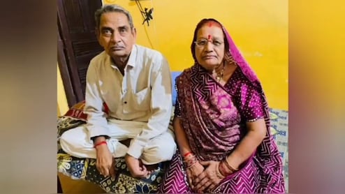 प्रेम को मौत भी नहीं कर सकी अलग: पति का शव देखते ही पत्नी ने त्याग दिए प्राण, एक ही चिता पर हुआ अंतिम संस्कार