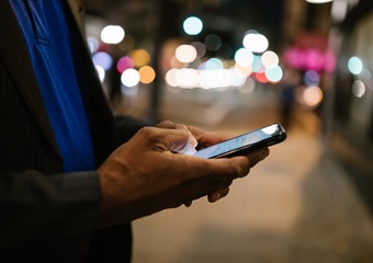 क्या है WhatsApp लव स्कैम, प्रीति से मिलने के बहाने लूटे 32 लाख रुपये