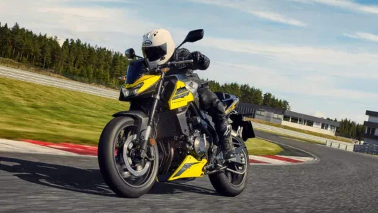 2026 Honda CB750 Updated With E-Clutch Tech, New Colours