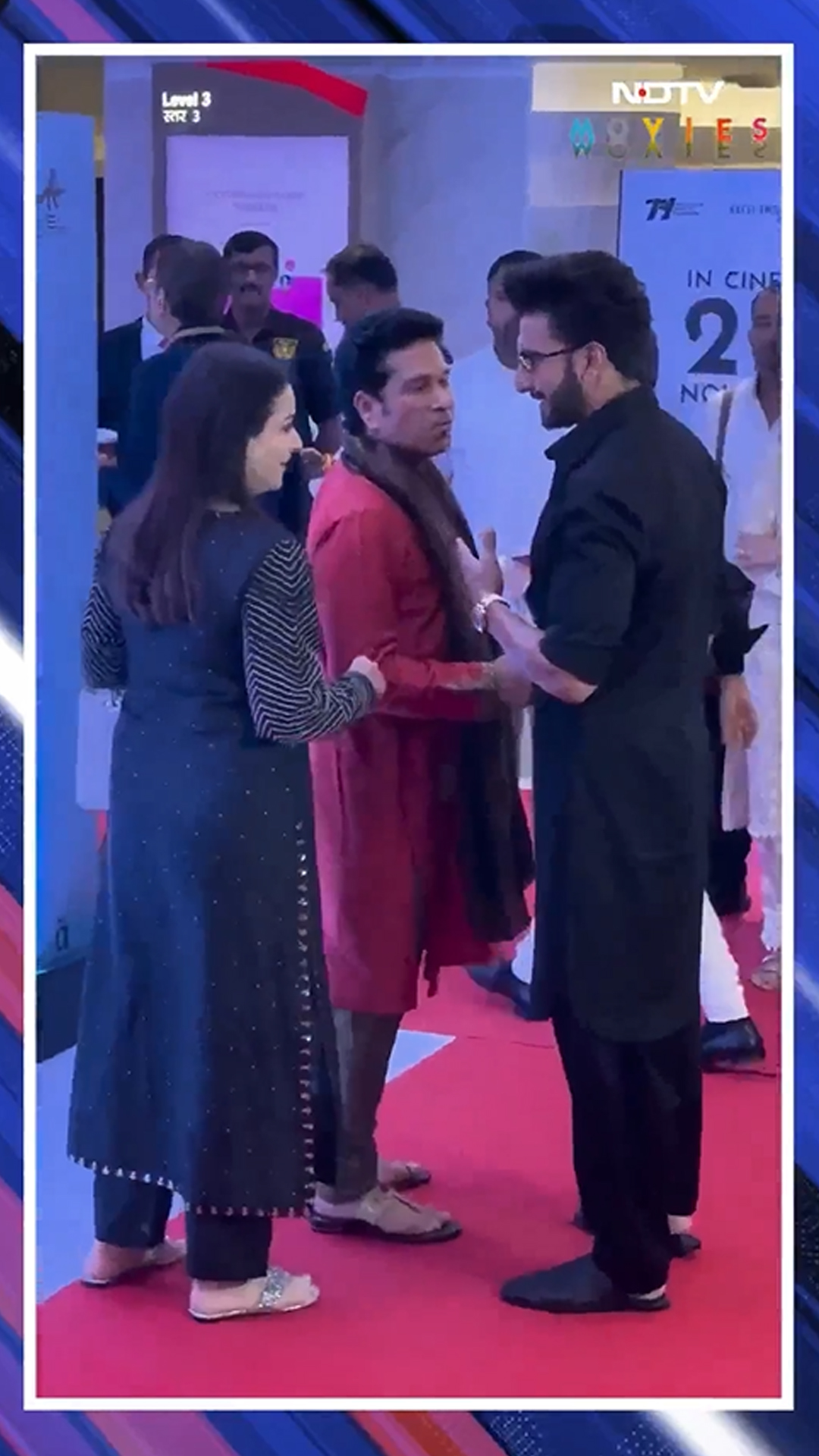 Ranveer Singh Greets Master Blaster Sachin Tendulkar At 120 Bahadur Screening