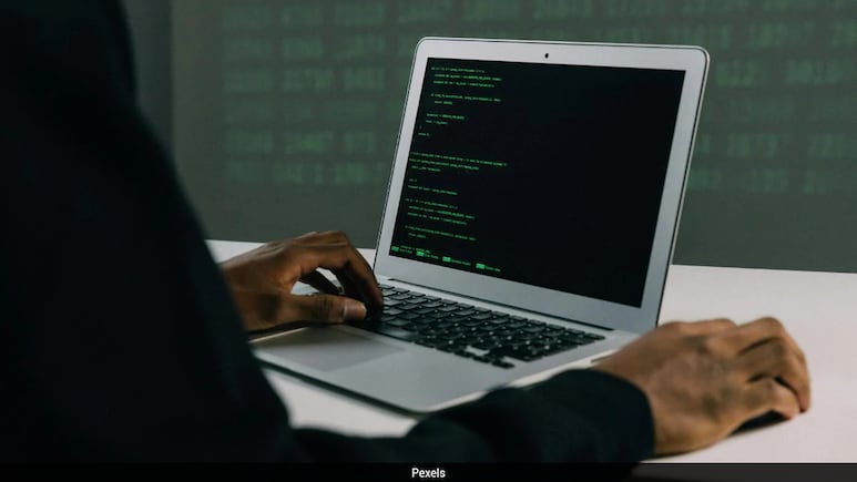 2 Bengaluru Senior Citizens Lose Rs 80.5 Lakh To Fake 'RBI Officials'