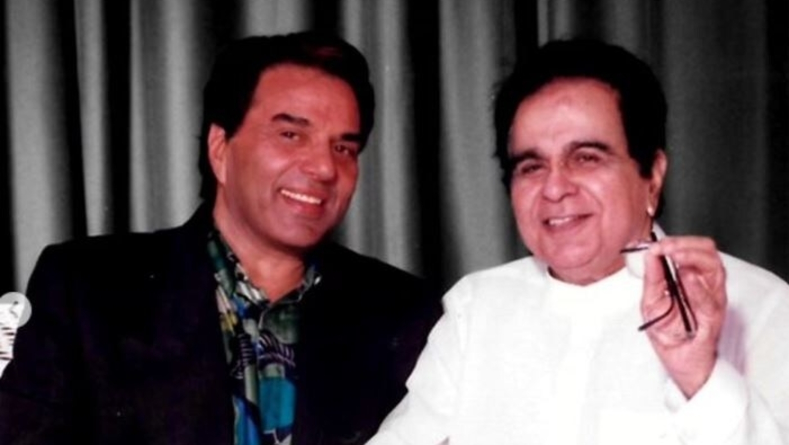 When Dharmendra "Fancied" His Screen Idol Dilip Kumar Was His Sibling