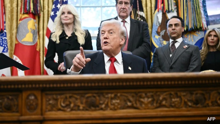 हम भारत के साथ एक समझौता कर रहे हैं, किसी भी समय टैरिफ कम कर देंगे: अमेरिकी राष्ट्रपति डोनाल्ड ट्रंप