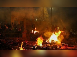 मणिकर्णिका घाट पर चिता ठंडी होने के बाद राख से क्यों लिखा जाता है 94? जान लीजिए वजह