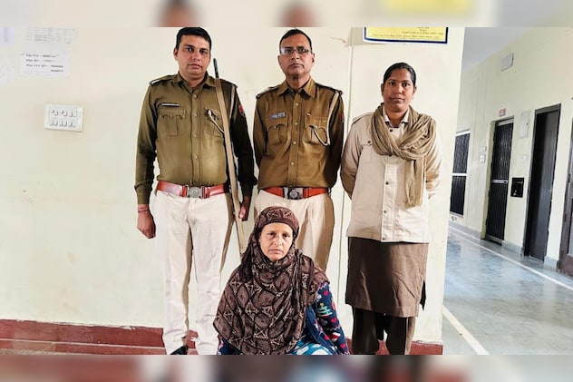 आरोपी महिला आरोपी महिला