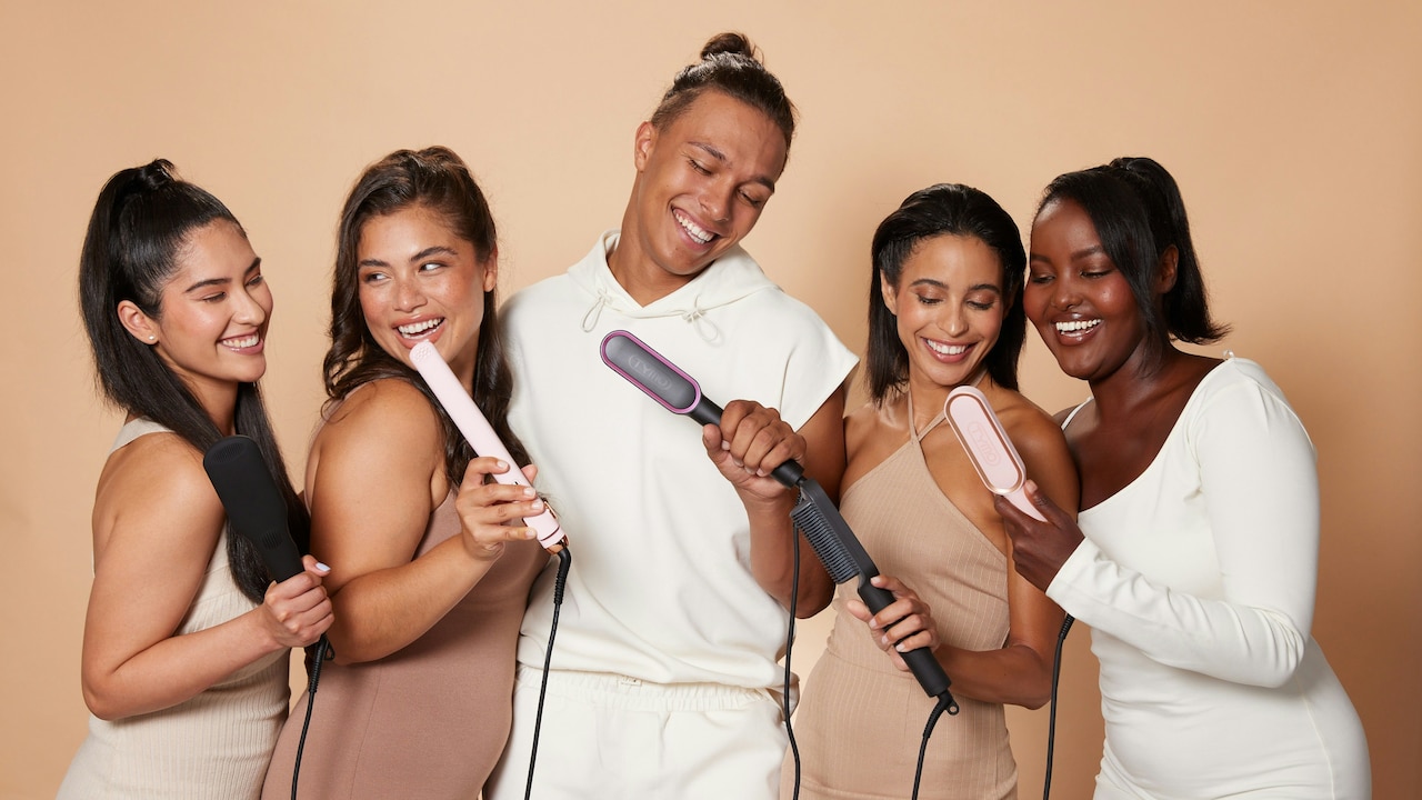 Hair Straightener Mistakes That Cause Damage: Fix Them Now