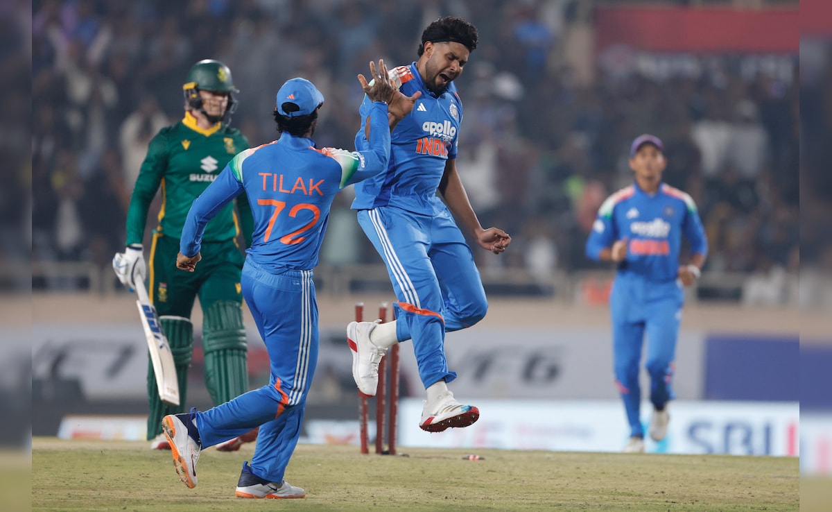 IND vs SA 1st ODI LIVE Score: हर्षित ने किया ब्रेविस को चलता, आधी दक्षिण अफ्रीकी टीम पवेलियन में