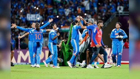 गूगल के CEO सुंदर पिचाई से लेकर सचिन तेंदुलकर तक... इन हस्तियों ने दी महिला विश्व विजेता भारतीय टीम को बधाई