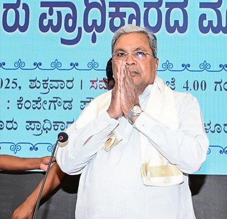 Saffron Shawls Not Allowed: Siddaramaiah Clarifies Hijab Order