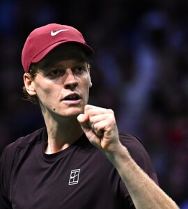 Jannik Sinner Crushes Alexander Zverev To Reach Paris Masters Final, Brink Of No.1