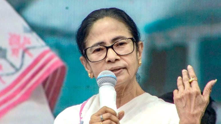 'क्या भूकंप के पीछे भी SIR?', बीजेपी के तंज पर टीएमसी बोली-तुम्हारे पैरों के नीचे की जमीन खिसक रही