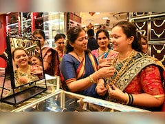 Gold-Silver Price Drop: सोना-चांदी सस्‍ता हो गया, शादी-सीजन के बीच कितने कम हो गए दाम, फटाफट चेक करें