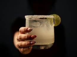 What Cocktail Lovers Can Expect In 2026: 10 Most Popular Cocktails And 5 Key Trends