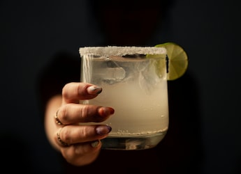 What Cocktail Lovers Can Expect In 2026: 10 Most Popular Cocktails And 5 Key Trends