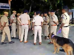 Delhi Car Blast: राजस्थान में रेलवे स्टेशन से लेकर बस स्टैंड, मॉल और बाजार में चेकिंग शुरू, वाहन की गहन जांच