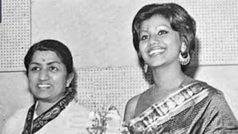 17 भाषाओं में गा चुकी इस एक्ट्रेस की पहली रिकॉर्डिंग में शॉल ओढ़कर आई थीं लता मंगेशकर, स्वर कोकिला ने कहा था-  नाकामी का ठीकरा मेरे सिर...
