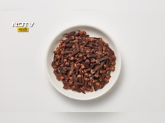 Lavang Benefits: रात्री लवंग खाऊन झोपल्यास काय होतं? 1 दिवसात किती लवंग खावी? न्युट्रिशनिस्टने सांगितली माहिती