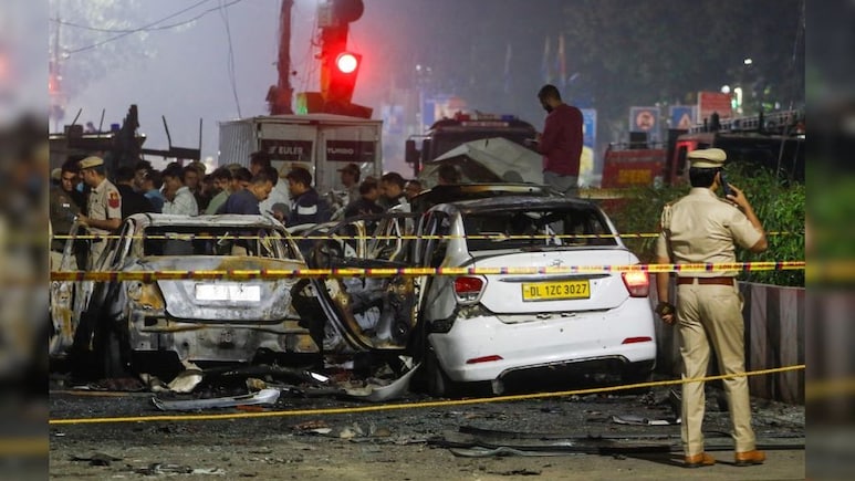 दिल्ली ब्लास्ट की शुरुआती जांच अमोनियम नाइट्रेट से धमाके की पुष्टि : सूत्र