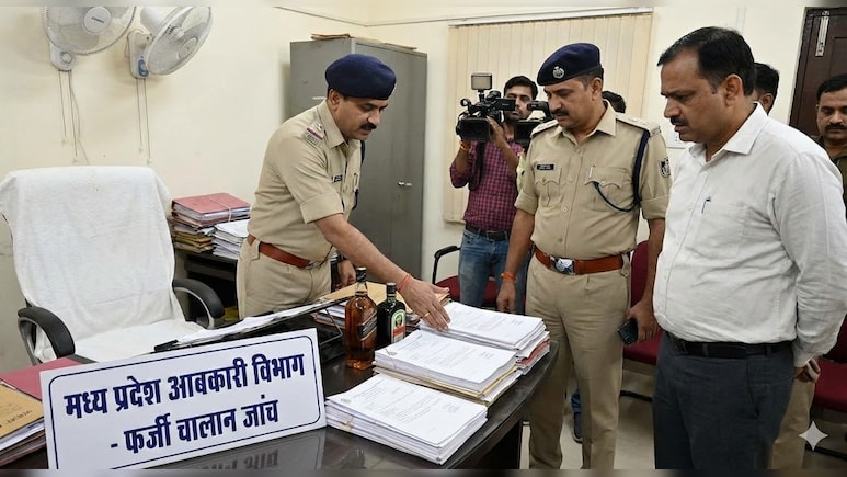 MP शराब फर्जी चालान घोटाला: ED ने ₹70 करोड़ की संपत्तियां कुर्क कीं, ठेकेदारों की जमीन व फ्लैट जब्त